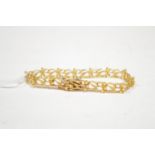 A 9ct gold bracelet