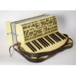 Hohner Verdi II piano accordion