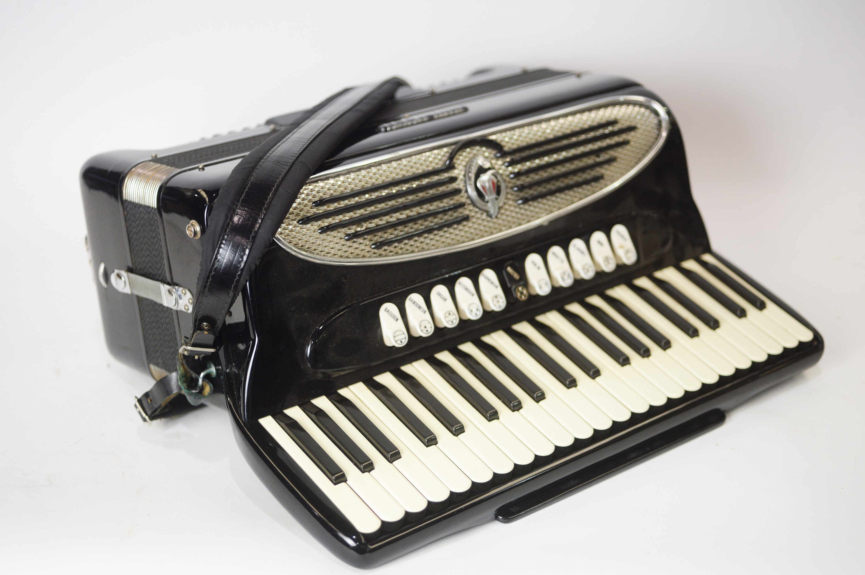 A Giulietti 120 bass piano accordion