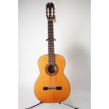 Suzuki 9501 classical guitar