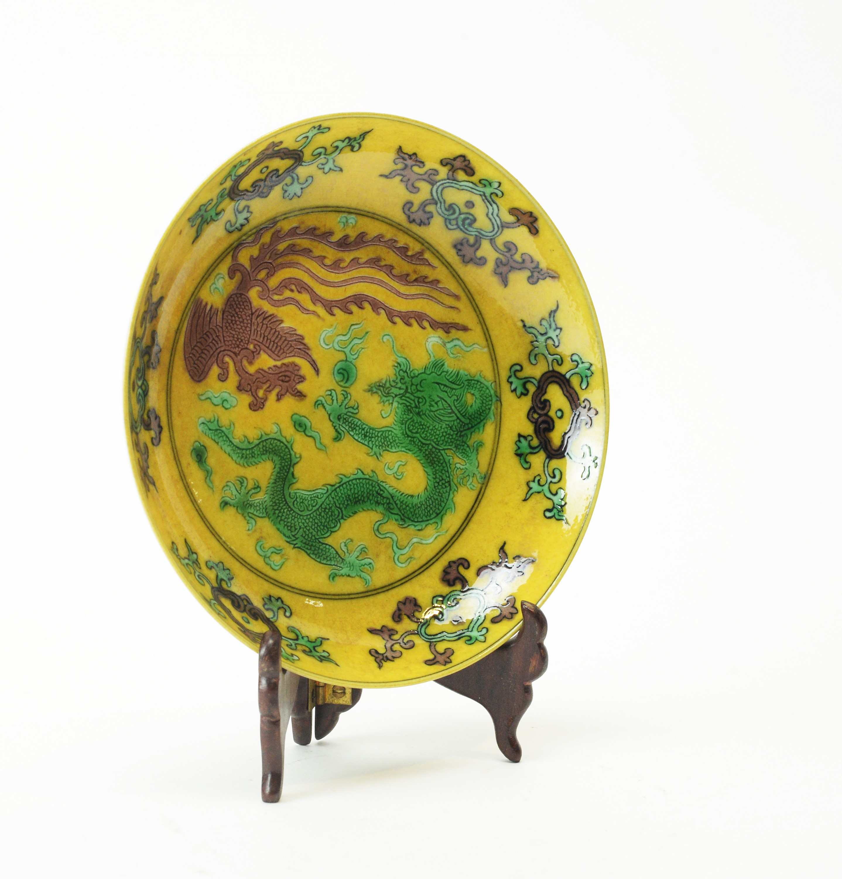 Chinese 'biscuit' saucer dish - Image 2 of 2