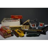 Hornby Dublo locomotive 2211 Golden Fleece, and other items.