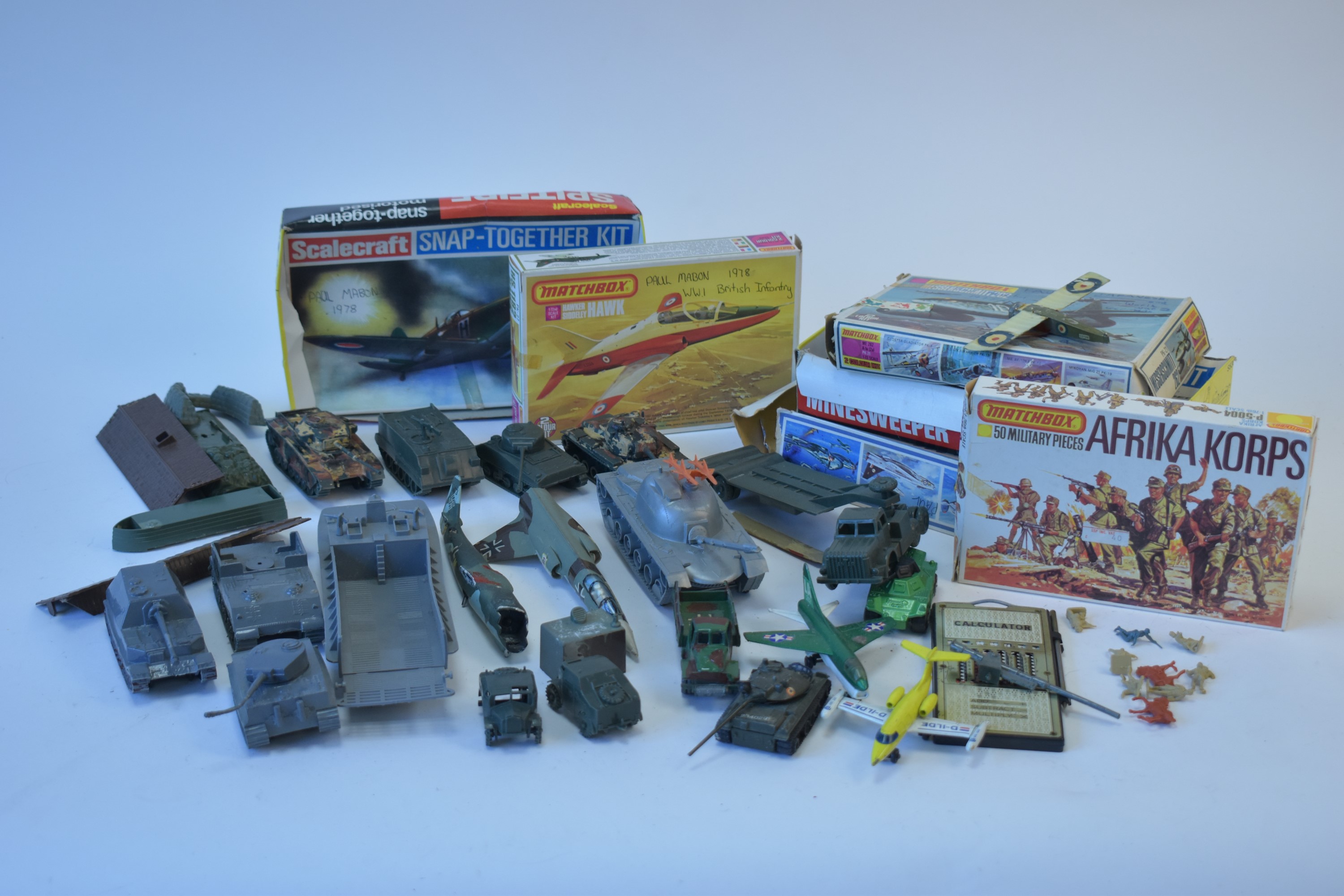 An assortment of Airfix and Matchbox plastic military figures etc