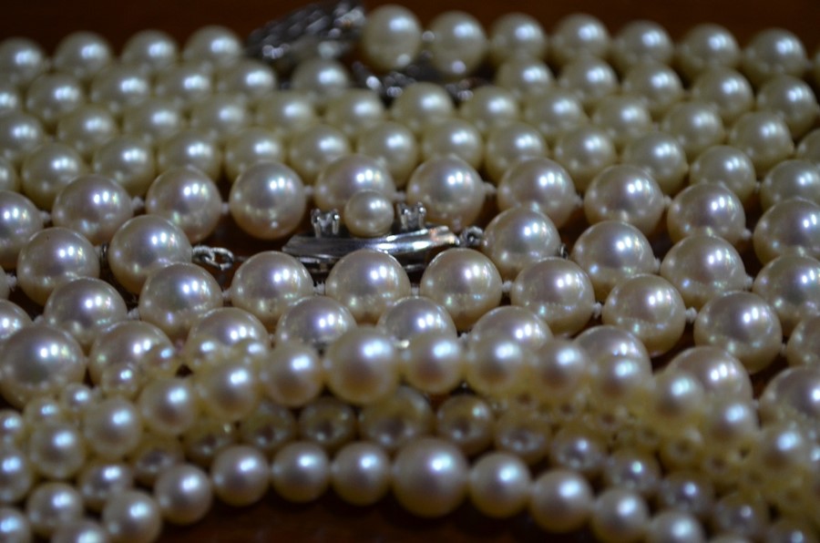 Three rows of various pearls etc. - Image 2 of 3