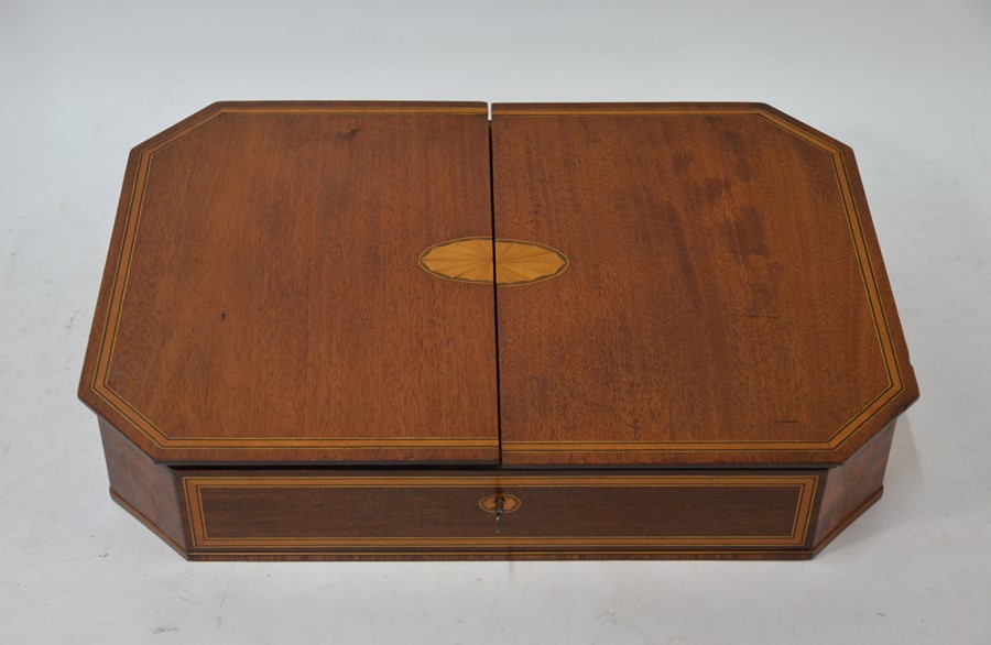 An Edwardian inlaid mahogany fitted sewing box - Image 2 of 5