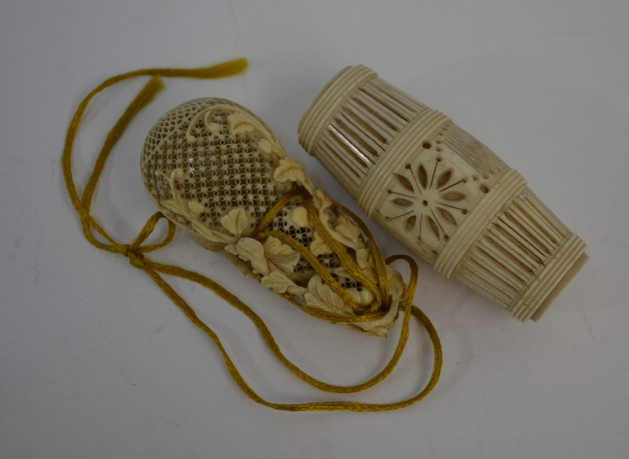 A 19th century Chinese ivory cricket cage/carrier - Image 2 of 5