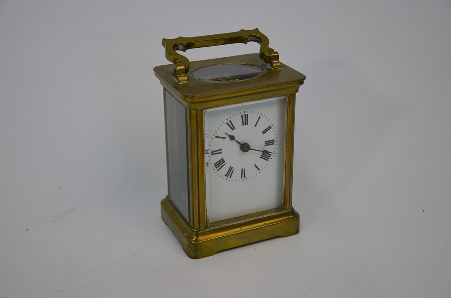 A French brass carriage clock - Image 3 of 10