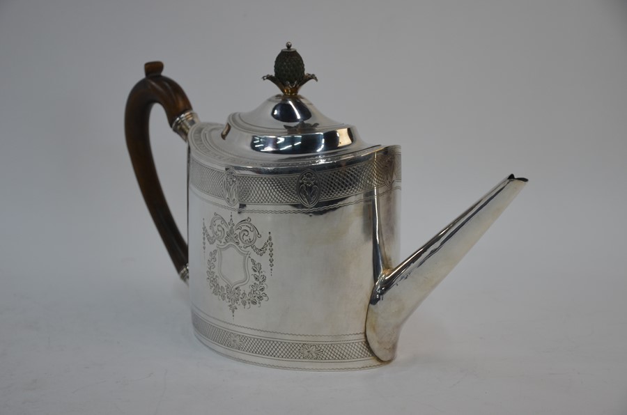 A George III silver teapot on stand - Image 3 of 6