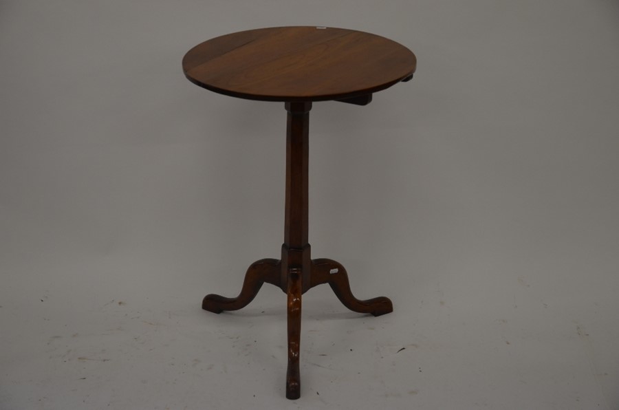 A Victorian fruit-wood occasional table - Image 2 of 6