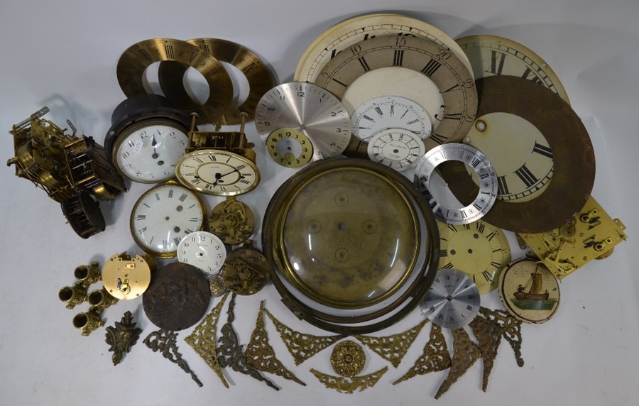 A collection of antique and later clock movements - Image 7 of 10
