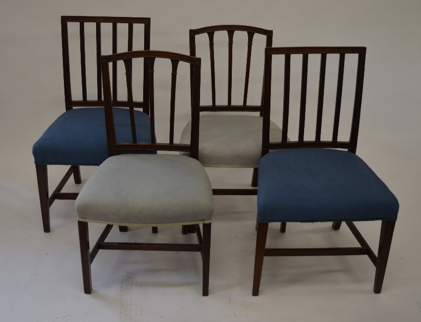 Two pairs of Edwardian mahogany side chairs (4)