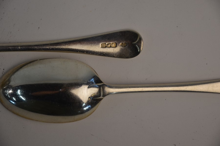 Old English Pattern silver table spoons - Image 2 of 3