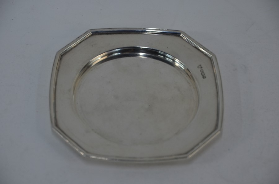 A French cylindrical pot and cover and a salver - Image 7 of 7