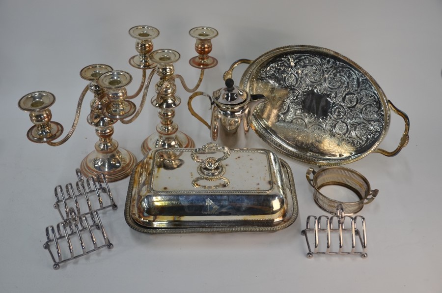 Mixed box of Victorian and later plated items - Image 4 of 4