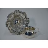 An Edwardian silver bonbon bowl and a sugar basin