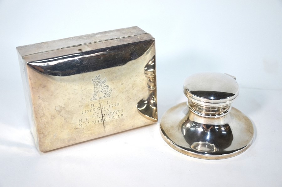 An Indian Colonial silver cigarette box with presentation inscription - Image 2 of 2