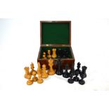 A large set of Jacques Staunton club size chess set in mahogany box, the kings 11 cm h