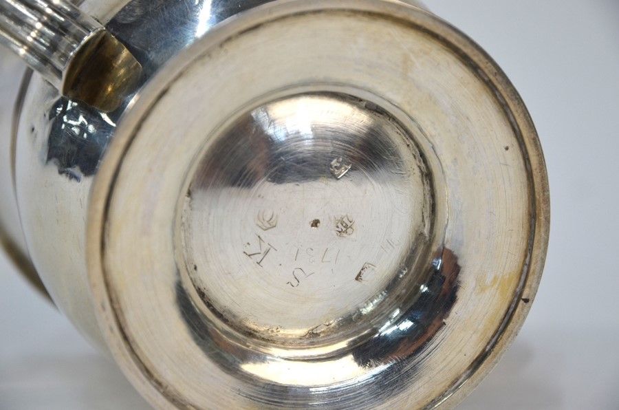 George II silver porringer London 1731 - Image 11 of 11