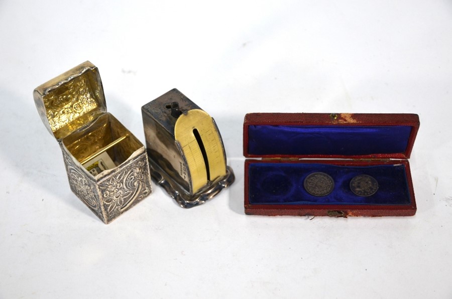 A late Victorian silver cigarette box and other items - Image 3 of 3