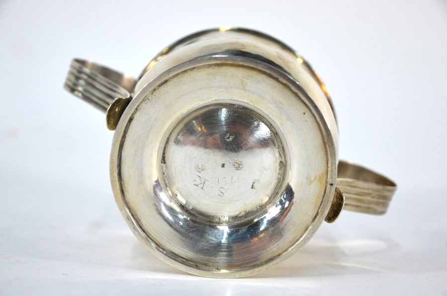 George II silver porringer London 1731 - Image 7 of 11