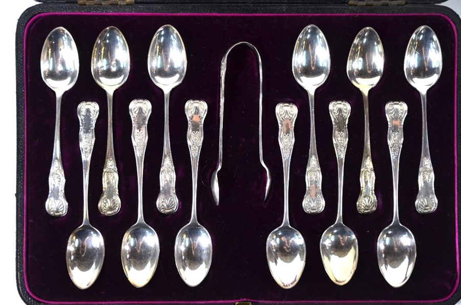 Cased set of silver Kings pattern teaspoons and salt & pepper - Image 2 of 4