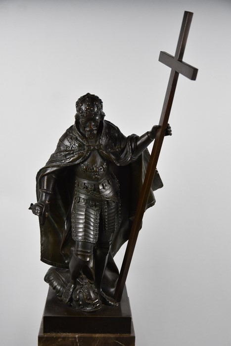 A fine brown bronze sculpture of a knight crusader, late 19th/20th century - Image 4 of 19