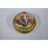 A Vienna porcelain circular trinket box