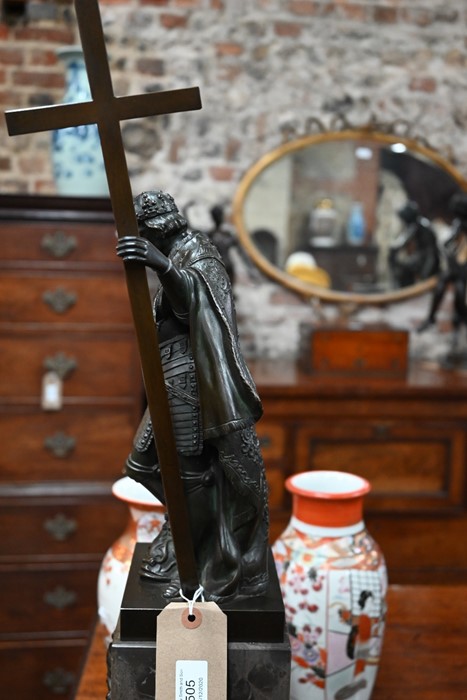 A fine brown bronze sculpture of a knight crusader, late 19th/20th century - Image 13 of 19