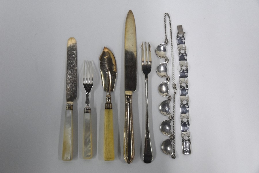 Silver cutlery and Siamese jewellery - Image 3 of 3