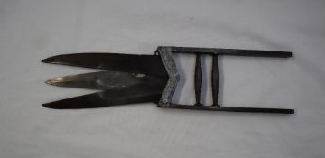 A 19th century Indian scissor Katar dagger, with sliding bar, 39.5cm long, blade 19.