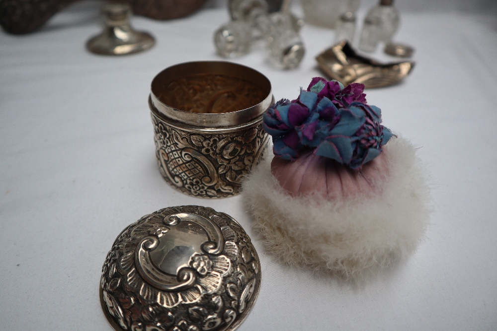 An Edward VII silver powder pot, of cylindrical form embossed with flowers and leaves, Chester, - Image 3 of 4