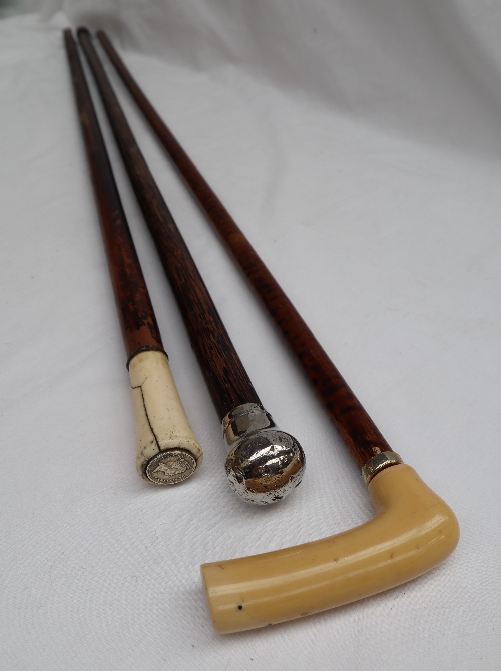 A silver topped walking stick, - Image 2 of 4
