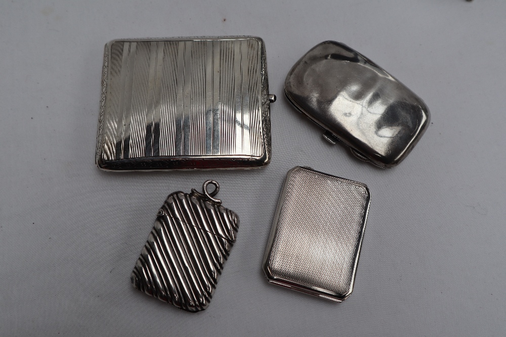 A George V silver hip flask, London, 1930, Padgett & Brahm Ltd, - Image 4 of 6