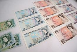 A collection of Bank of England bank notes, David Henry Fitzroy Somerset,