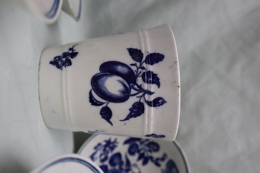An 18th century Worcester blue and white porcelain teapot, - Image 5 of 12