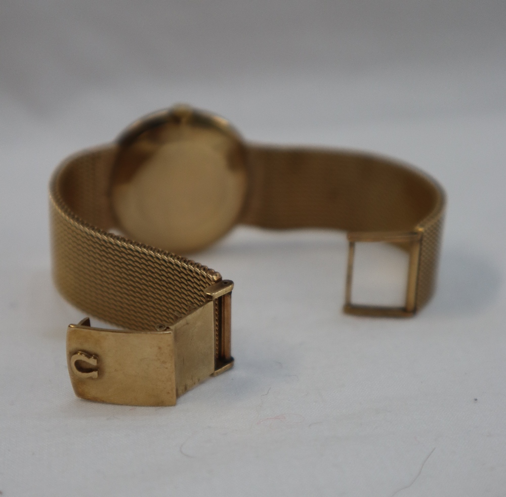 A Gentleman's 9ct yellow gold Omega wristwatch, - Image 4 of 5