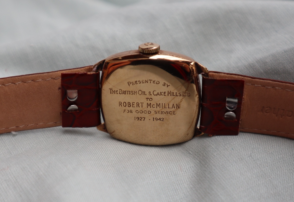 A Gentleman's 9ct yellow gold Vertex Revue wristwatch, - Image 4 of 6