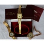 A Lady's 9ct yellow gold wristwatch, with a silvered dial and Roman numerals,