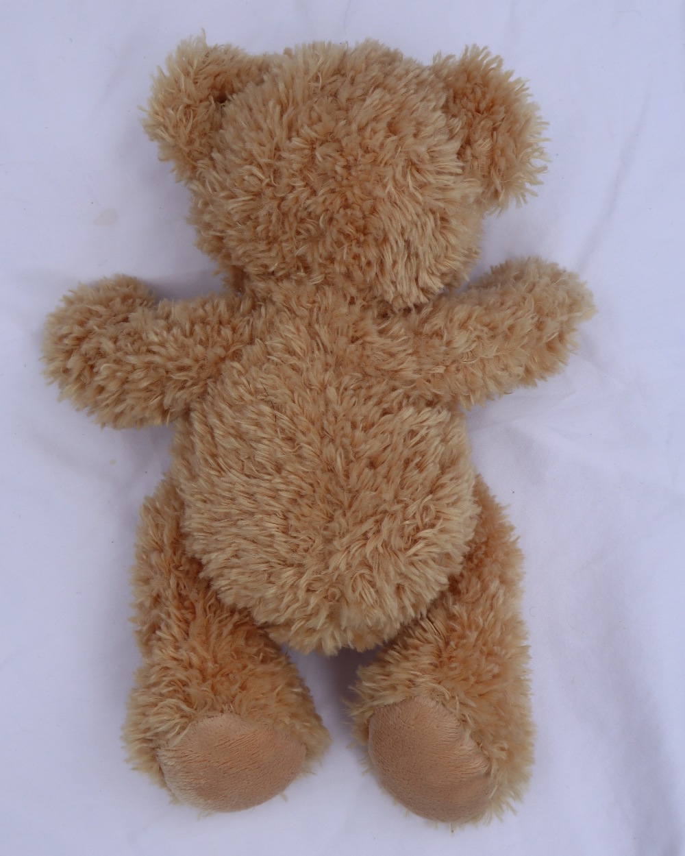 A Steiff Fynn teddy bear together with two other plush Steiff teddy bears - Image 7 of 8