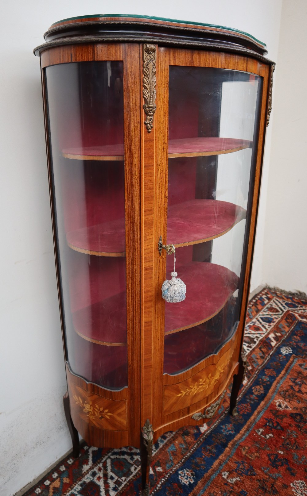 A continental kingwood vitrine, the oval shaped top above a glazed door and glazed sides, - Image 4 of 9