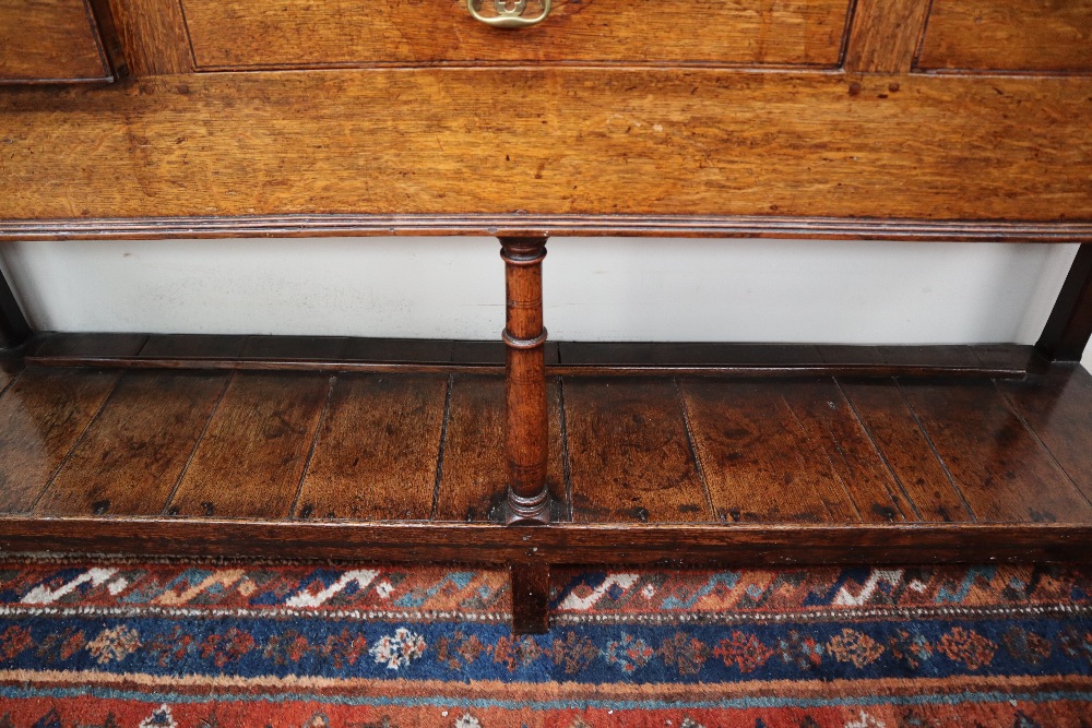 An 18th century South Wales oak dresser, - Image 4 of 5