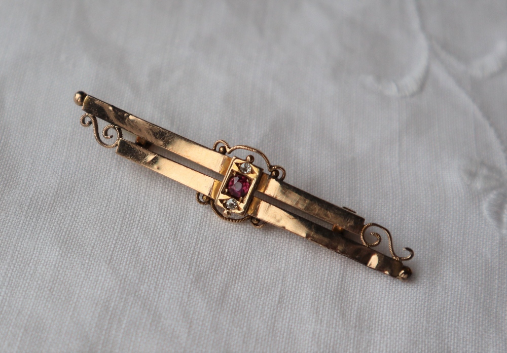 A 9ct yellow gold bar brooch, - Image 2 of 3