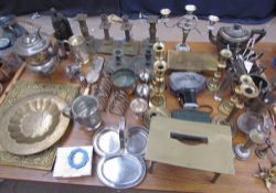 Assorted electroplated wares, brass candlesticks,