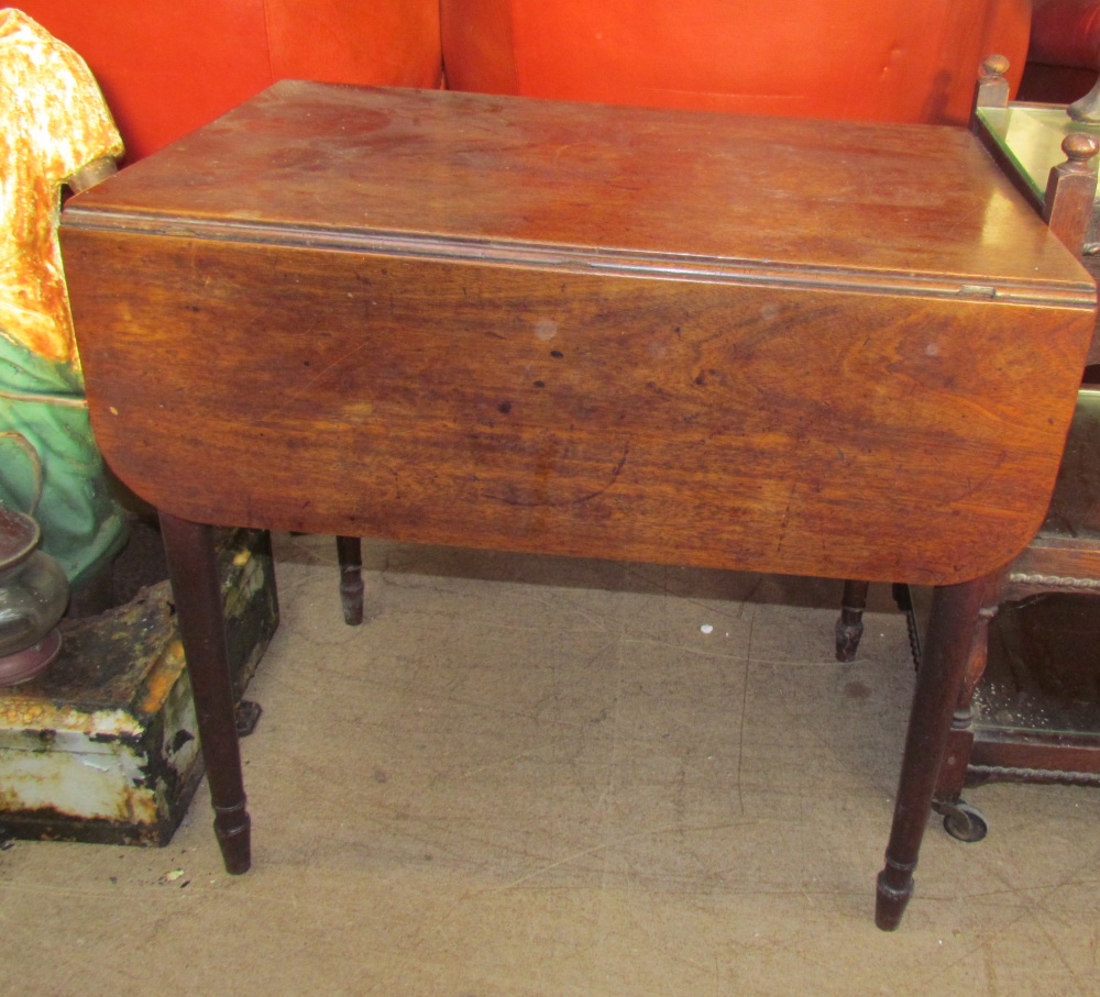 A Victorian mahogany Pembroke table with drop flaps on tapering legs together with an oak tea - Image 2 of 3