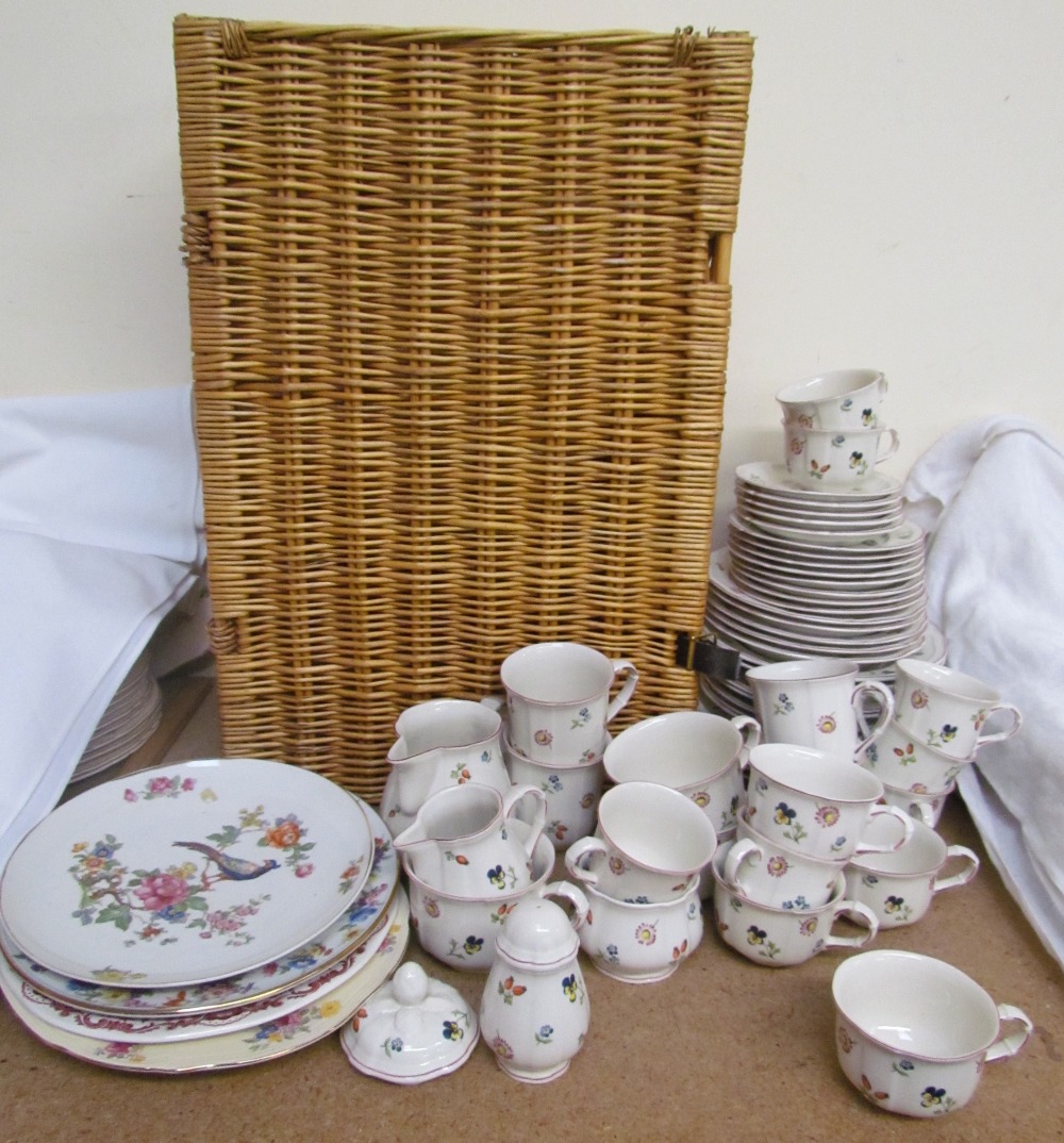 A Villeroy & Boch floral decorated part tea and dinner set together with assorted plates and a