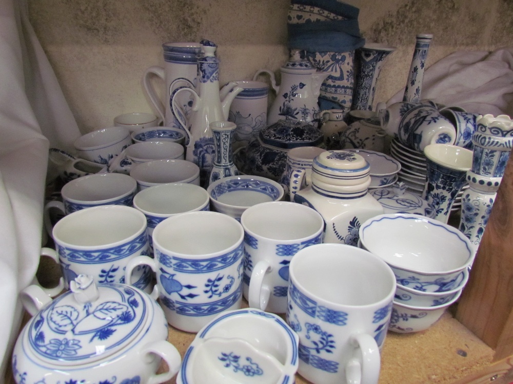 A collection of Delft pottery together with Czech blue and white porcelain etc - Image 4 of 4