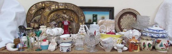 A large lot including a carved Balinese figure together with pottery jug, pottery mug, Royal