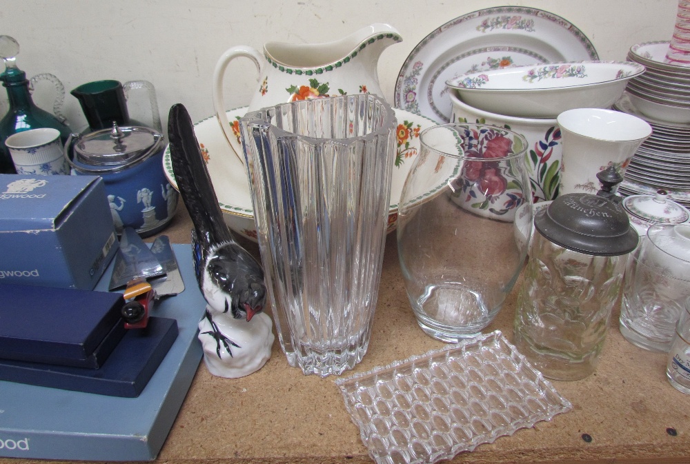 A large lot including Wedgwood jasper wares, USSR magpie, drinking glasses, - Bild 3 aus 4