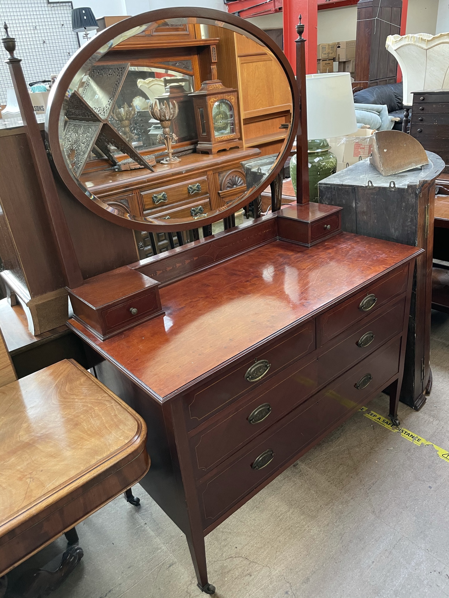 An Edwardian mahogany dressing table,