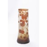 MOSER VASE Ca. 1910 Bohemia Glass cameo 16,5 cm Signed: In lower half "Moser" Moser vase in the